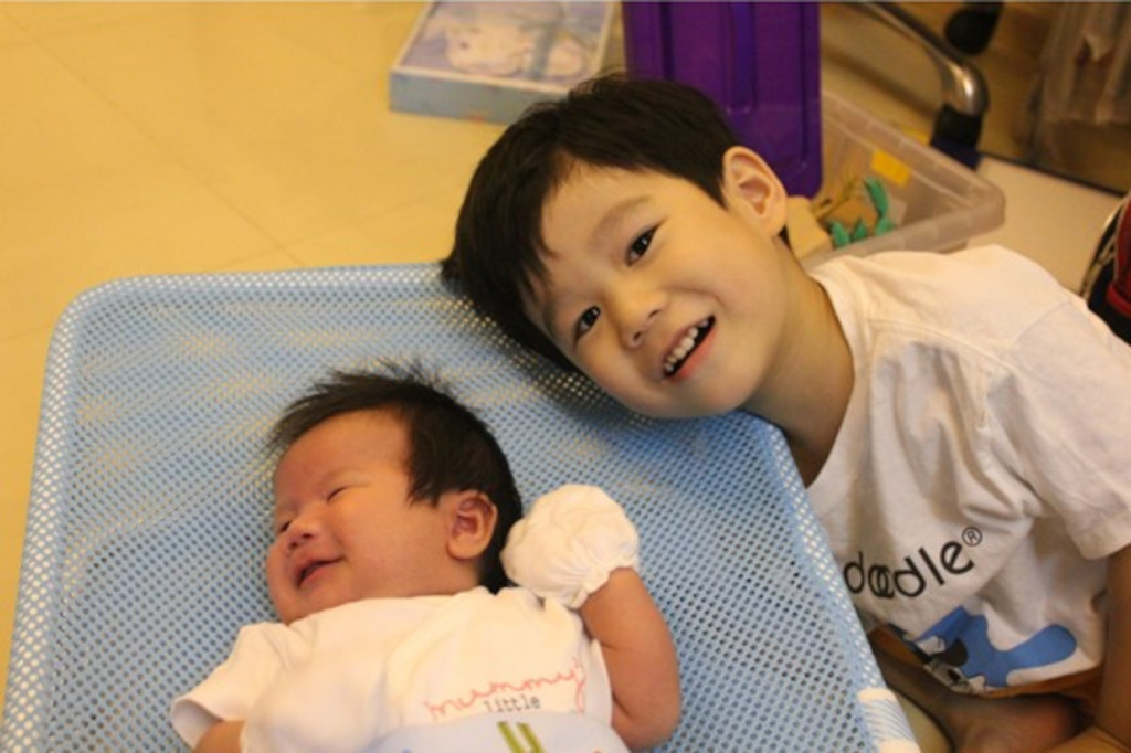 STAR-Confinement-Braiden-with-Baby-Ashden https://starconfinementnanny.com.sg/wp-content/uploads/2026/05/STAR-Confinement-Braiden-with-Baby-Ashden.jpg